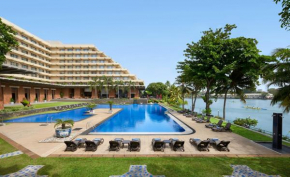 Отель Cinnamon Lakeside  Коломбо
